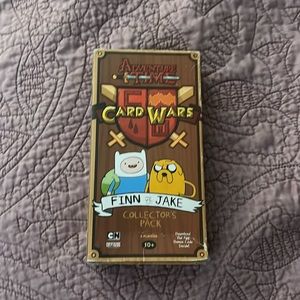 NEW-Adventure Time Card Wars Finn vs. Jake Collector’s Pack